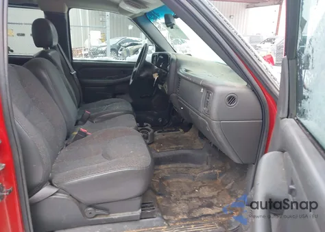 2003 Chevrolet Silverado 1500 из США, поврежденный, VIN 2GCEK19V431166373